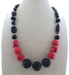 New Fashion Accessories Handmade Luxurious <b>Resin</b> Necklace for Engagement Wear Use <b>Resin</b> Custom Latest Party Charm - Product Image 3