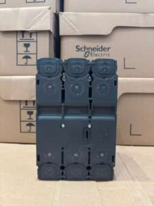 Schneider ComPacT Series NSX100NTMD63 Disyuntores de caja moldeada Nuevo C10N3TM063 50kA Capacidad de ruptura 415VAC 50/60Hz - Product Image 4