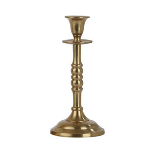 Exquisito portavelas de oro dorado con detalles intrincados Lujoso portavelas con acabado dorado para una elegancia atemporal - Product Image 2