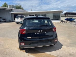 Pre-owned Clean 2022 Hyunda-i Venue - Product Image 6