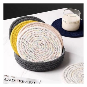 Couleur grise légère 100% coton biologique Certificat GOTS Tapis de table de style européen Tapis lavables antidérapants résistants à la chaleur - Product Image 5