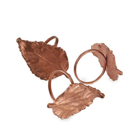 Chaman India – Nouvelle Pince à Serviette Contemporaine en Laiton et Cuivre Antique, Forme Fer à Cheval, Largeur 4,5 cm, Idéale pour Restaurants et Mariages, Métal Écologique