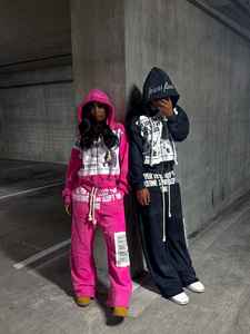 Fabricantes de ropa de aduanas Serigrafía Pantalones de chándal apilados Sudadera Pantalones de chándal acampanados y conjuntos de Sudadera con capucha - Product Image 5