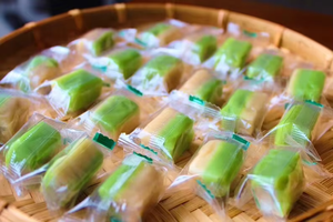 Bonbons au coco vietnamiens traditionnels de Ben Tre, bonbons au coco, au durian, aux cacahuètes et au gingembre, 1,92 oz, emballage de vente au détail ANGLE - Product Image 6