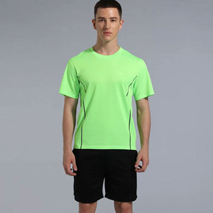 Uniforme de tennis personnalisé à prix avantageux, 100% polyester, unisexe, sublimation, respirant, uniforme de sport personnalisé, uniforme de tennis pour hommes - Product Image 3