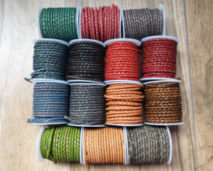 Cordon en cuir tressé rond de dernière Offre Spéciale pour la fabrication d'accessoires de bijouterie Cordons en cuir véritable Cordons en cuir tressé de 2mm - Product Image 4