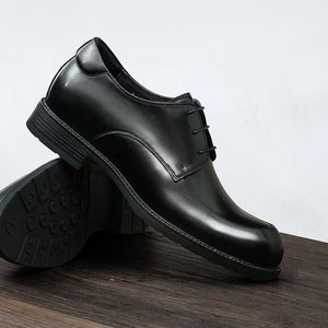 Chaussures d'affaires de haute qualité avec absorption des chocs et surface imperméable, chaussures formelles pour hommes, chaussures en cuir - Product Image 2