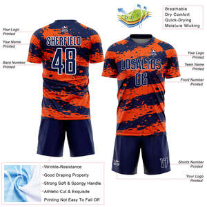 Uniformes de fútbol hechos para el máximo rendimiento con paneles reforzados absorción del sudor desgaste transpirable y acabado profesional - Product Image 2