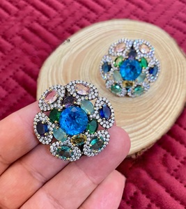 Pendientes de circón con estilo glamorosos de moda con hermosas piedras AD Shine para mujeres y niñas para ropa de fiesta de boda - Product Image 3