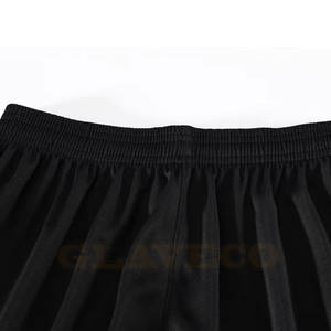 Tenue de football durable 100 % polyester légère, à séchage rapide, respirante, coupe ample, confortable, fabriquée au Pakistan, personnalisable - Product Image 5