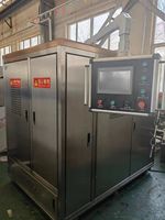 Koudverwerkende hogedrukpasteuriseermachine (HPP) met warmtewisselaar en menger voor industriële fruit-sap productielijn
