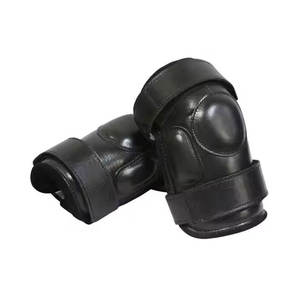 Rodilleras de Cuero Vacuno Marrón de Alta Calidad para Equitación, 100% Cuero, con Logotipo Personalizado, Par para Adultos, Carreras de Caballos - Product Image 2