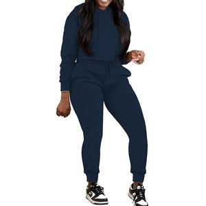 2025 Hot Selling Women's Gymwear Marcas premium y tiendas de moda Trendy 2 piezas por encima de la rodilla Chándal Tops cortos Proveedor - Product Image 3