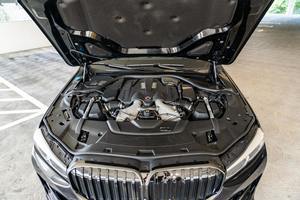 BMW Alpina B7 xDrive 2022 Usado en Buenas Condiciones - Product Image 5