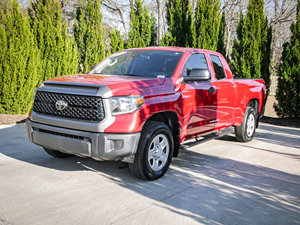 Toyota Tundra 2019 Usada en Buen Estado, 2WD SR V8 4.6L RWD - Product Image 3