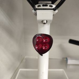 Luz trasera PRL444 con 4 LED - Product Image 1