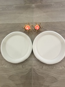 Platos de papel cuadrados biodegradables de 10 "Bandejas de comida ecológicas para fiestas y campamentos con patrón floral - Product Image 3