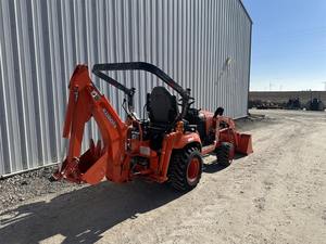 Tracteur à roues BX23S 2020, 8 CV, neuf et d'occasion disponibles, équipement agricole de qualité supérieure avec moteur et boîte de vitesses - Product Image 2