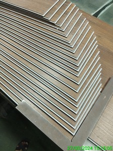 พื้นพีวีซีไวนิลขนาด6มม. สำหรับห้องนั่งเล่น22ล้านแบบทันสมัย - Product Image 2