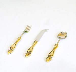 Ensemble de couverts en laiton de qualité supérieure, feuille de fougère dorée, décoratif, poli brillant, ensemble de couverts de designer de haute qualité, doré - Product Image 1