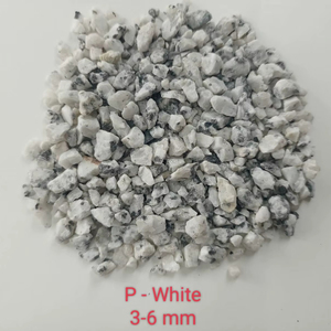 Virutas de granito blanco P con tamaño de 3-6 mm especiales para aplicación en pisos y revestimiento de paredes, las mejores ventas en la industria de la construcción - Product Image 1