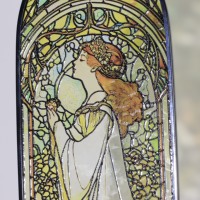 Atrapasol de Vitral Art Deco Personalizable - Impresionante Diseño de Ventana de Iglesia de 6 Pulgadas (15,24 cm) que Radiante Belleza con la Luz Solar para un Estilo Único