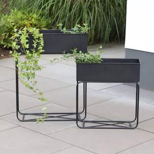 Étagère élégante en métal galvanisé à 3 niveaux élégante et robuste pour plante d'intérieur, jardin, jardinière décorative peu encombrante d'Inde - Product Image 5