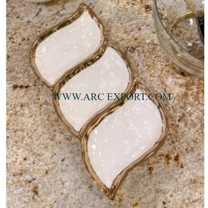 Vaisselle Bols De Service Alimentaire Avec Poignées De Conception De Fleurs Argenterie De La Meilleure Qualité Forme Ronde Bols De Serveur Martelés - Product Image 5