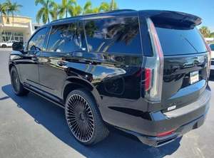 Cadillac Escalade Sport Platinum 2023 Usado, Eléctrico, Turbo, Automático, Cuero, R19, Coupé, Cámara Trasera Izquierda - Product Image 6