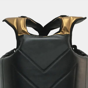 Protège-poitrine en cuir pour la boxe - Protection durable pour l'entraînement en boxe et en arts martiaux - Product Image 4