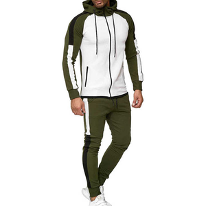 Chándal de hombre de calidad superior Uso de invierno Venta al por mayor Estilo de lujo unisex con el mejor precio Conjunto de 2 piezas OEM - Product Image 1