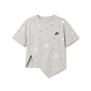 Camiseta de manga corta para mujer con adornos de diamantes de imitación, cuello redondo, dobladillo asimétrico, ajuste holgado, top informal de moda, camiseta personalizada para mujer - Product Image 4