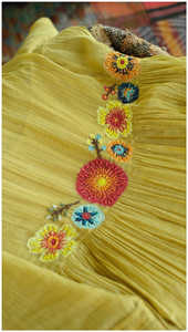 Robe Maxi brodée florale Unique pour femmes, tenue de soirée bohème, manches trois quarts, faite à la main - Product Image 5