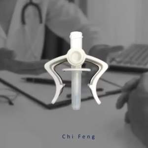 Adaptateur de flacon transparent non stérile en matériau MABS pour les fabricants de dispositifs médicaux, marque Chi Feng, modèle 13B002, OEM disponible - Product Image 5