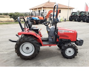 รถแทรกเตอร์ฟาร์มขนาดเล็ก Massey-Ferguson 1520 15 แรงม้า – รถแทรกเตอร์อเนกประสงค์ขับเคลื่อน 4 ล้อที่เชื่อถือได้ - Product Image 1