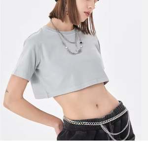 Camiseta de gimnasio de gran tamaño personalizada de verano caliente camisetas recortadas de algodón Premium lavado para mujer - Product Image 4