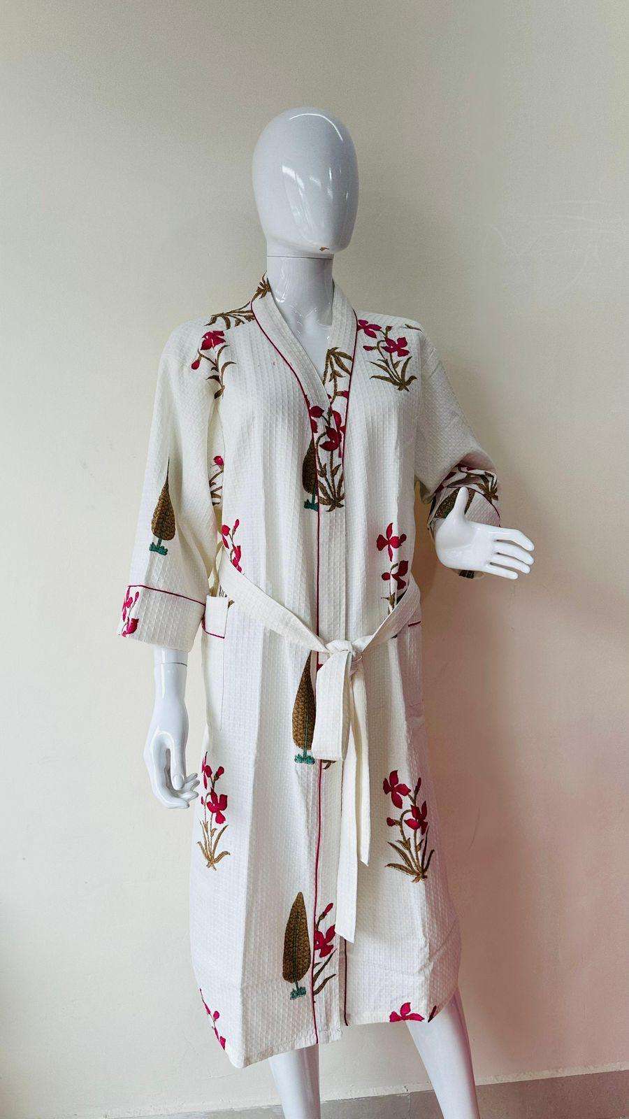 เช่นเดียวกับภาพ