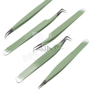 Pinzas de pestañas de agarre suave para profesionales de la belleza Pinzas de la mejor calidad Pinzas de alta precisión de 90 grados para extensiones de pestañas - Product Image 2