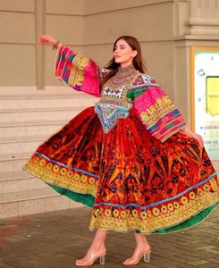 Fabricant en gros pakistanais de robes Kuchi afghanes sur mesure Meilleurs modèles en soie - Product Image 2