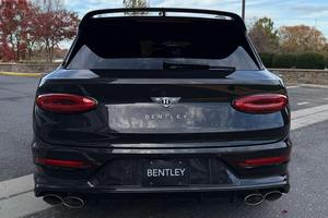 Bentley Bentayga Speed W12 2022 d'occasion en excellent état, 626 ch, moteur W12 biturbo - Product Image 2