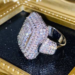Mejores precios Iced Micro Pave Twilight Bella celebridad Moissanite anillos de diamantes Unisex plata esterlina estilo Hip-Hop regalo de boda - Product Image 3