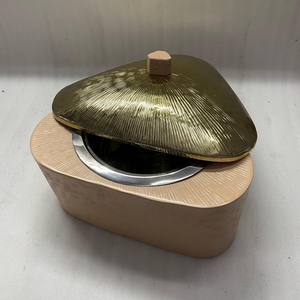 Casserole chauffe-plat en métal de qualité haut de gamme Design élégant Fabriqué en métal aluminium et métal S.Steel - Product Image 1