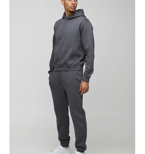 Survêtement d'entraînement pour homme de haute qualité, coupe classique, écologique, personnalisé, durable, avec doublure polaire, séchage rapide, pour activités de plein air - Product Image 4