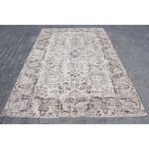 พรมตุรกีโบราณขนาดใหญ่ 5.9x8.9 ฟุต (180x271 ซม.) ลายดอกไม้สีขาว - Product Image 1