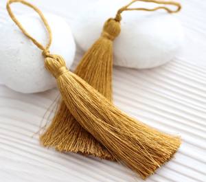 Nuevo Diseño de Borlas Tejidas con Hilo Metálico para Decoración - Hechas a Medida Con/Sin Cordón - Accesorio de Borlas Ceremoniales - Product Image 1