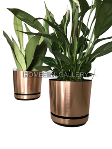 Macetas de metal de cobre hechas a mano exclusivas de oro elevan su espacio con diseños de moda macetas colgantes para balcón sala de estar - Product Image 3