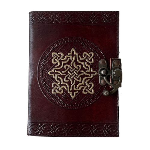 สีน้ำตาล