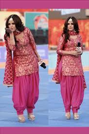 Nous sommes un fabricant et fournisseur professionnel de shalwar kameez pour femmes, dupatta en polyester, vêtements de tous les jours et de fête, service OEM, AA IMPEX - Product Image 3