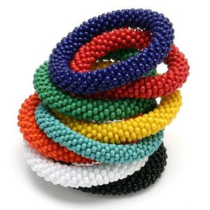 La última pulsera bordada con cuentas de cristal de lujo clásica con cuentas de semillas colores personalizables tamaños para mujeres amantes de la moda India - Product Image 4