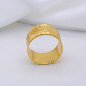 แหวนวงกลมลายชนเผ่า เครื่องประดับทองเหลืองสำหรับผู้หญิง ชุบทอง 18k ดีไซน์เรขาคณิต แหวนขายส่ง - Product Image 4